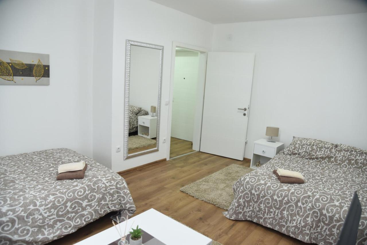Apartmani Sofronic Loznica 1 Екстер'єр фото